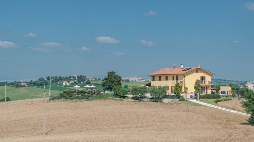 Esterno
